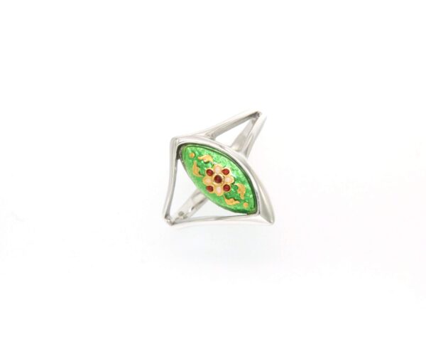 Bague navette petit modele vert chartreuse