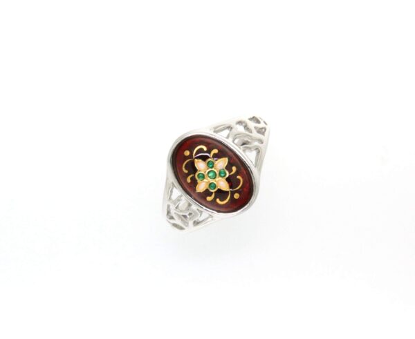Bague ovale moyen modele cote ajoure rouge