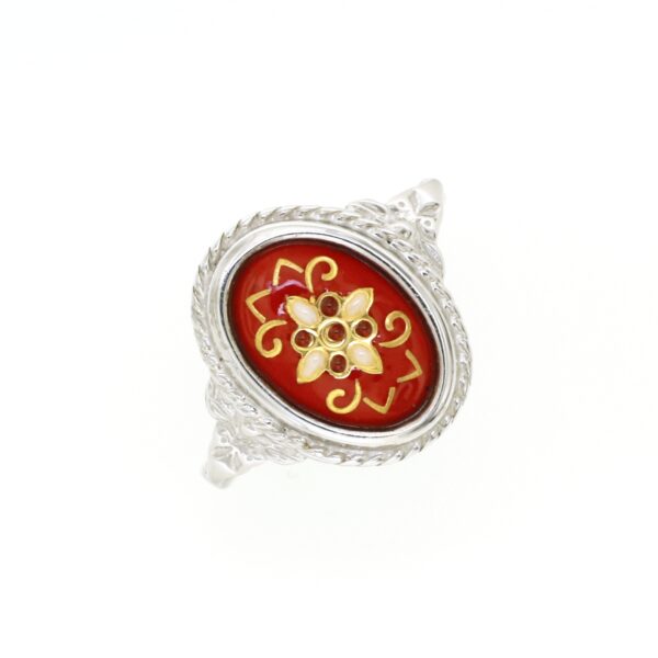 Bague ovale moyen modele style ancien rouge cerise