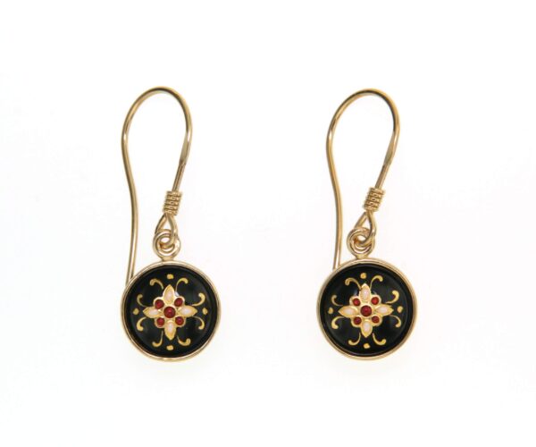 Boucles d'oreilles 1/2 boules pendantes systeme col de cygne noir