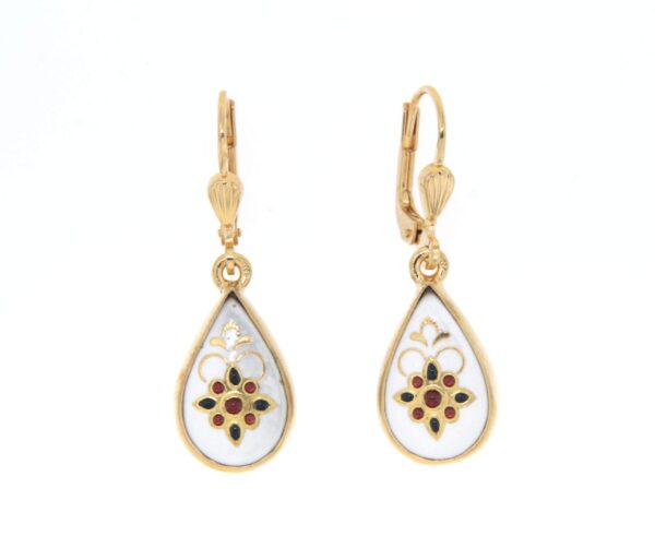 Boucles d'oreilles gouttes systeme dormeuse blanc