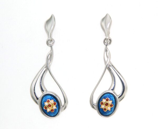 Boucles d'oreilles pendantes 3 fils systeme papillon bleu electrique
