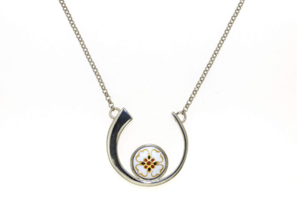 Collier motif croissant de lune blanc