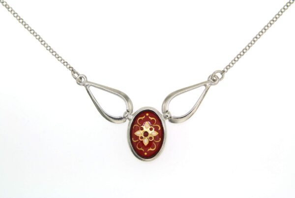 Collier ovale moyen modele rouge cerise