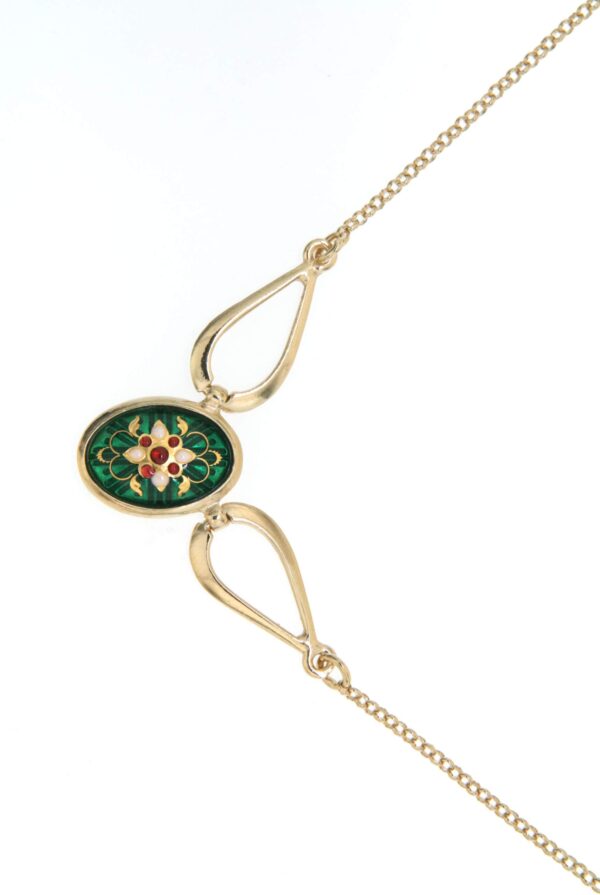 Collier ovale moyen modele vert