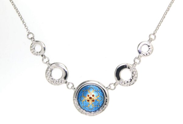 Collier rond ajoure bleu azur