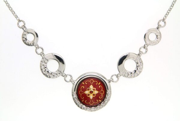 Collier rond ajoure rouge cerise