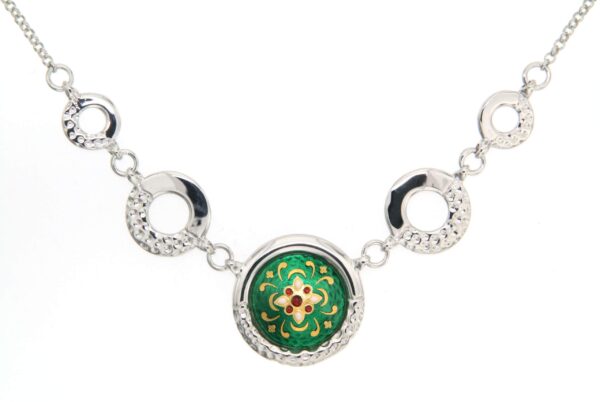 Collier rond ajoure vert