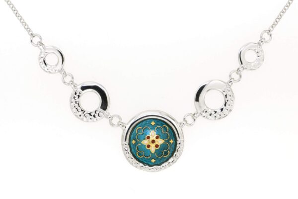 Collier rond ajoure vert bleuté