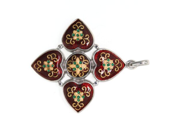 Pendentif 4 coeurs avec email rond au centre  rouge