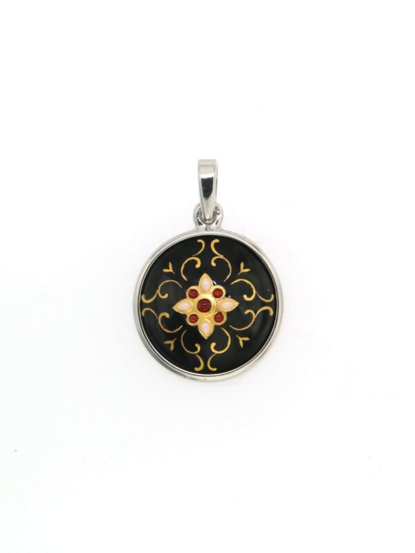 Pendentif petit rond bombe  noir
