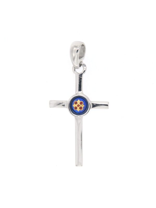 Petite croix baton avec un petit email au centre bleu de bresse