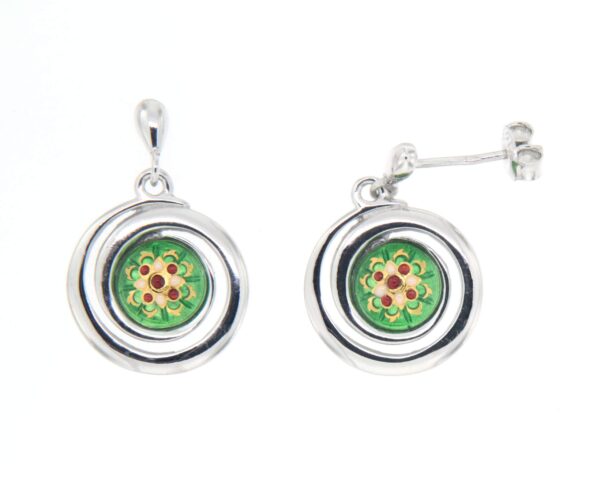 Boucles d'oreilles pendantes petit spirale systeme papillon vert chartreuse