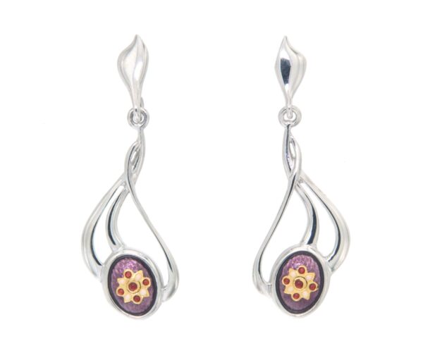 Boucles d'oreille pendantes 3 fils systeme papillon violet lilas